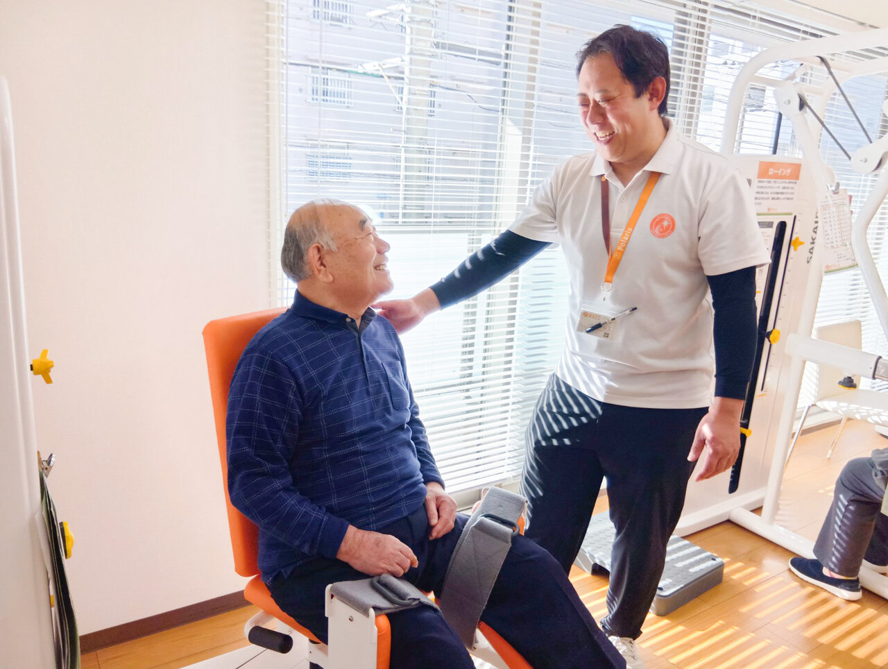 全440㎡以上という巨大なフロア、3連Pウォーク4台（合計12台）全国トップ規模の旗艦店を背負う新所長！