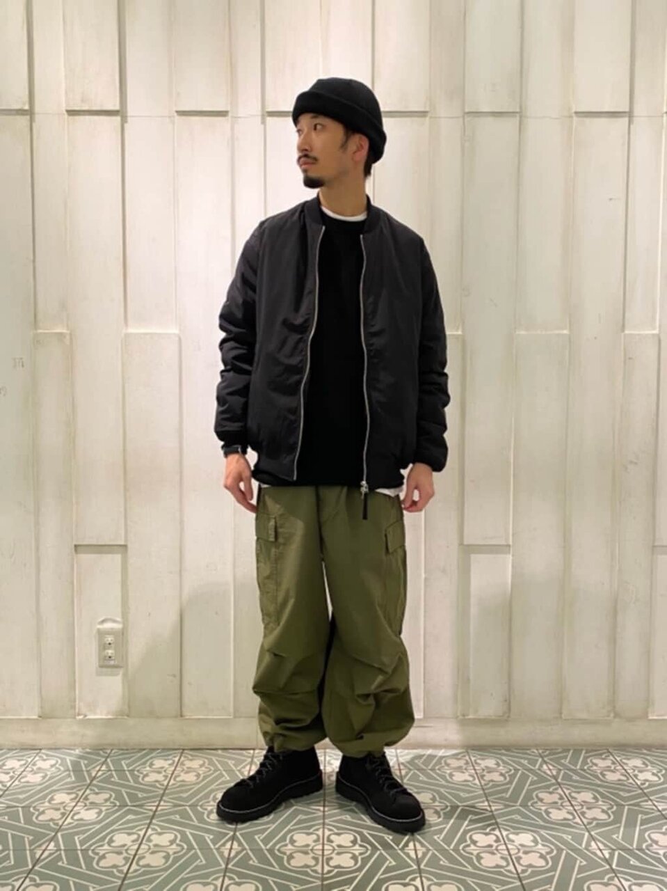 メンズma 1を攻略 カラー別コーデ 着こなしルール徹底解説 Uaコラム Ua Columns ユナイテッドアローズ公式通販 United Arrows Online