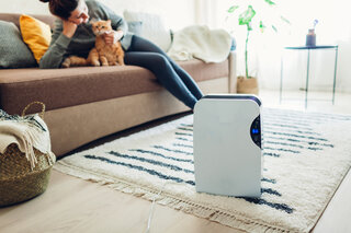 セラミックファンヒーターとは？電気代や他の暖房器具との比較、上手な使い方を紹介