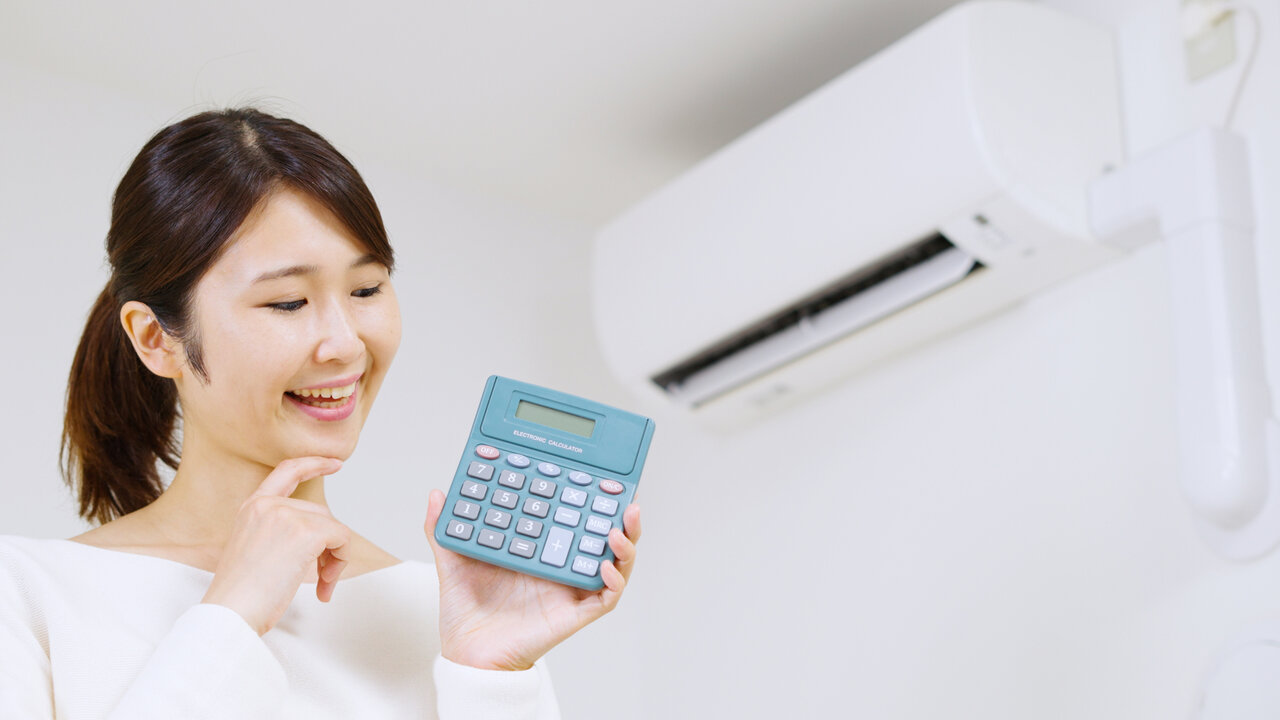 エアコンの暖房にかかる電気代は?他の暖房器具との比較や節約方法