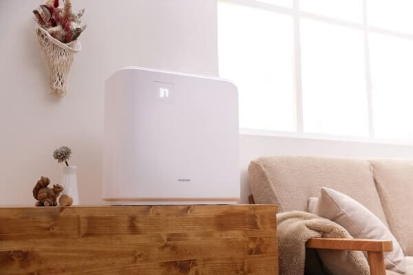 気化ハイブリッド式のアイリスオーヤマの加湿器