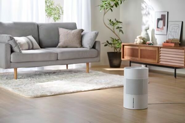 リビングになじむアイリスオーヤマの加湿器