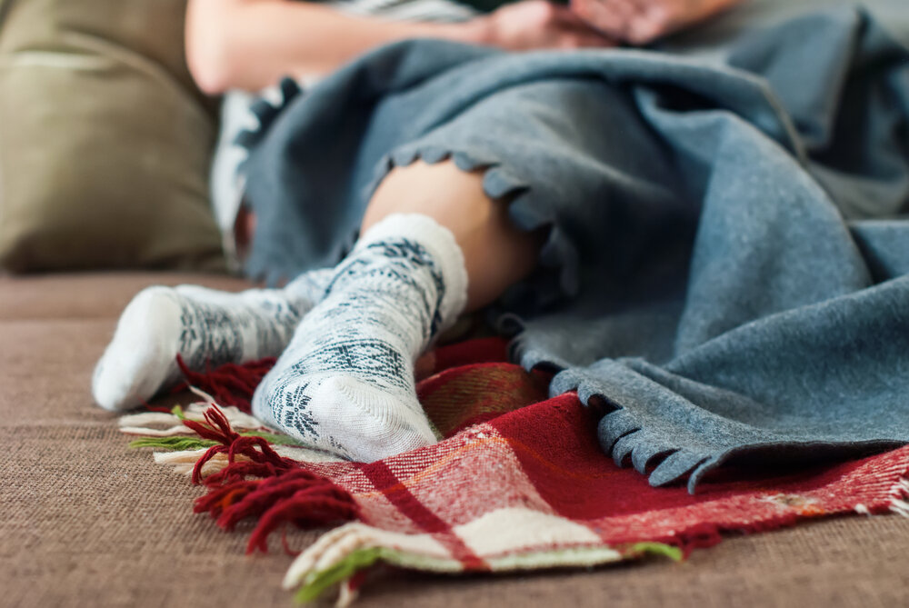 靴下を履いた女性