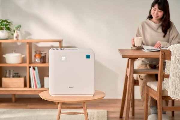 アイリスオーヤマのハイブリッド式加湿器