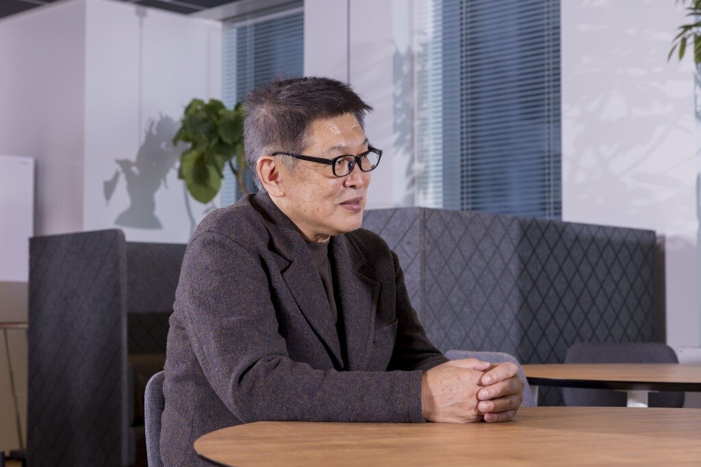 対談中の栗山さん