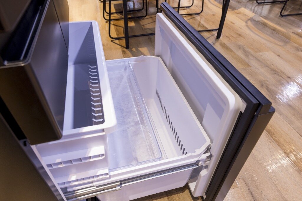 冷凍庫の3段トレー