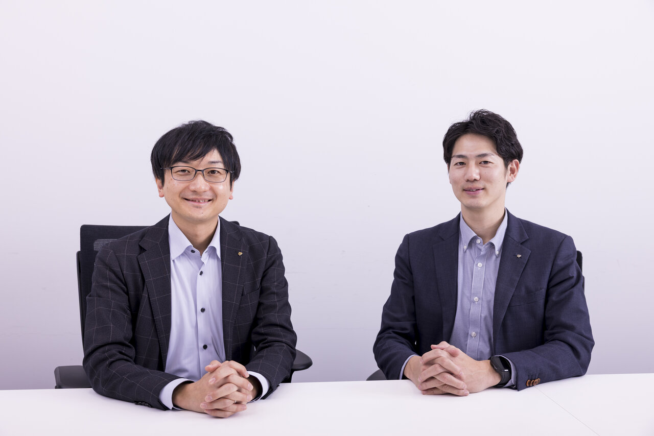 アイリスオーヤマ管理本部 人事部の紺野さんと油木さん