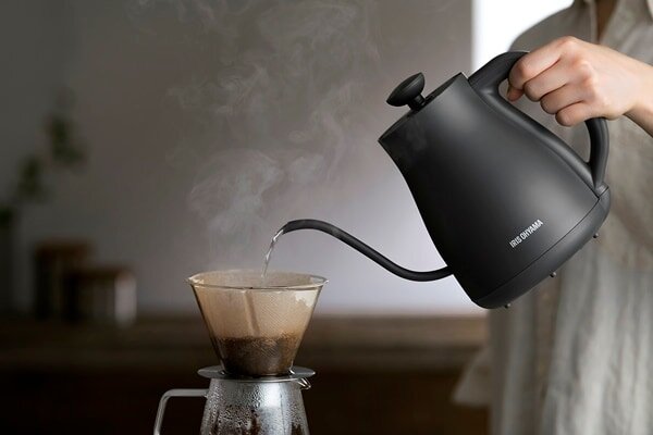 アイリスオーヤマの電気ケトル