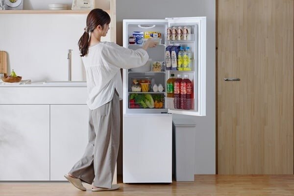 冷蔵庫 170L 幅スリム 野菜ケース搭載 一人暮らし 2ドア／IRSD-17A ホワイト