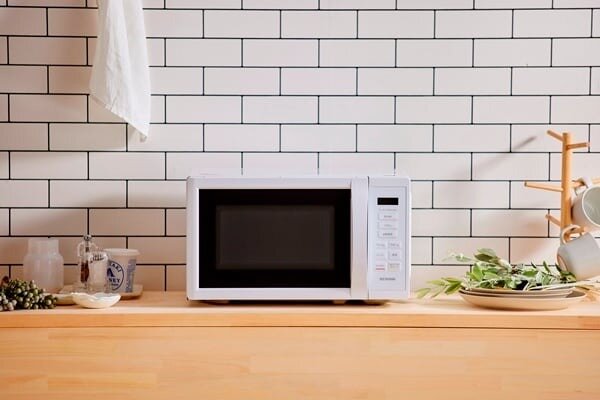 電子レンジ 17L ターンテーブル／IMB-T178