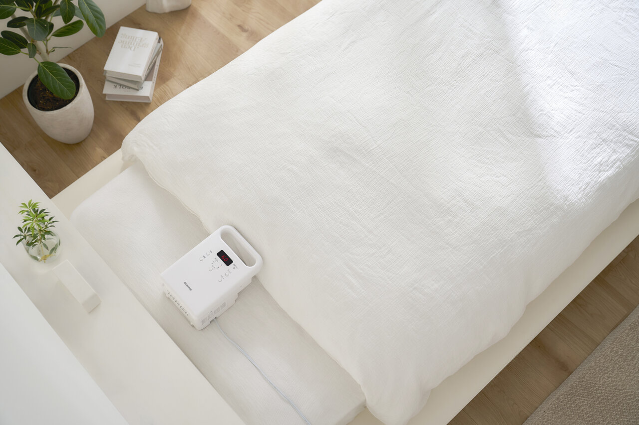 ふとん乾燥機で温めている様子