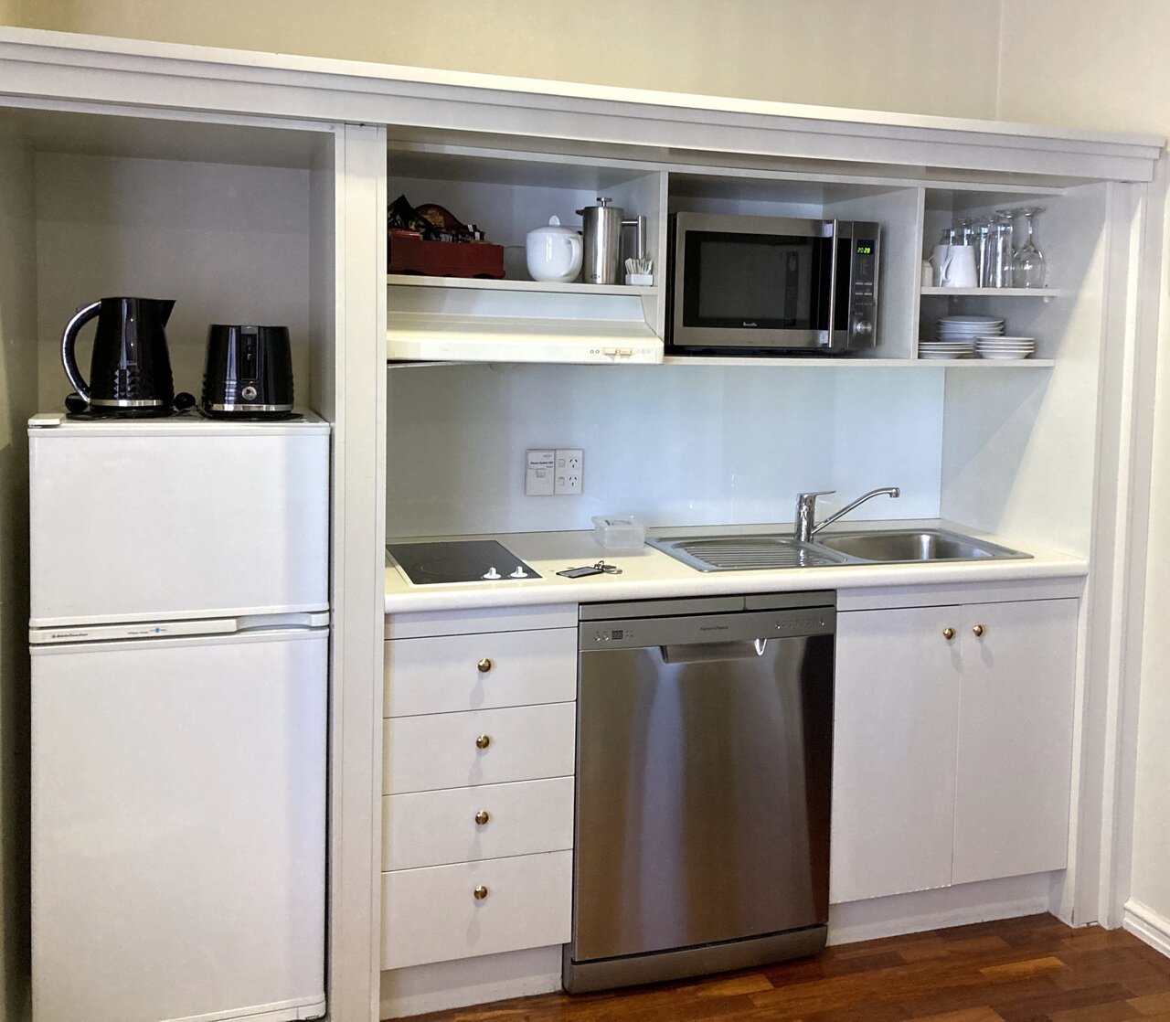 キッチンに置かれた冷蔵庫