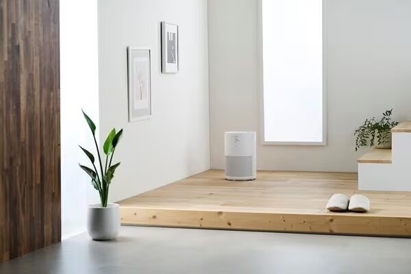 玄関に置かれた空気清浄機