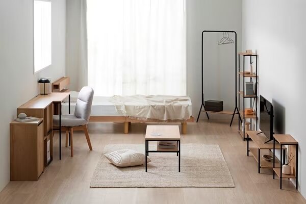 アイリスオーヤマのHIRO BIROシリーズの家具が置かれた部屋