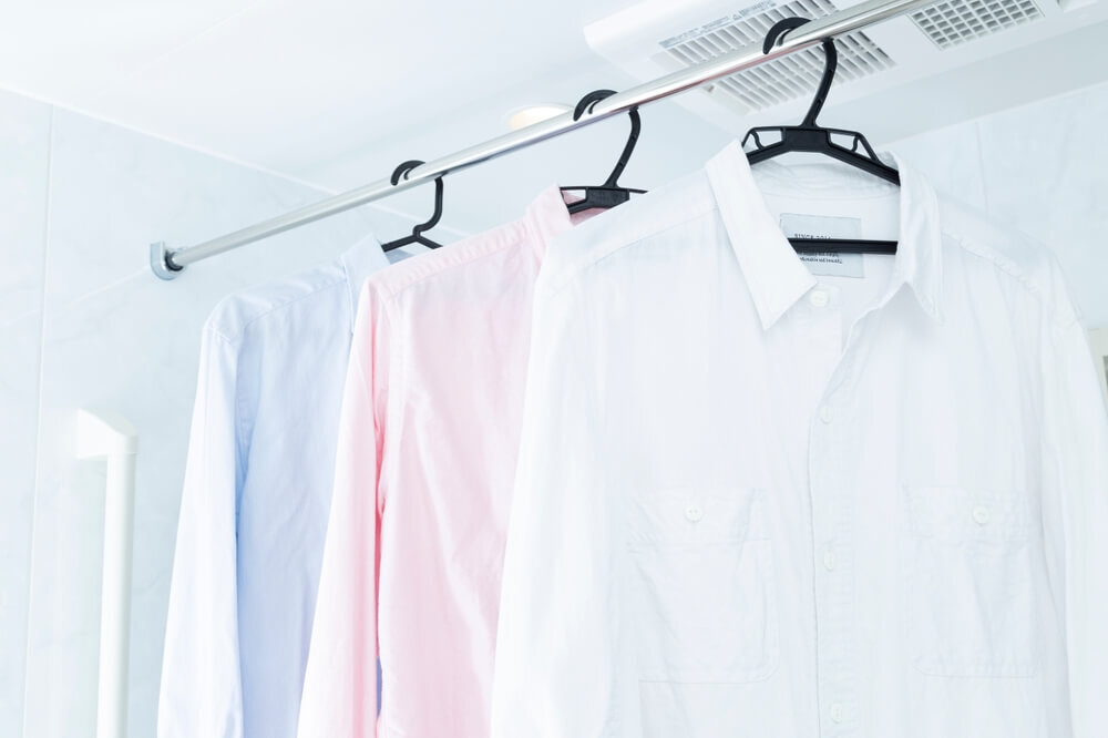 浴室に干された洗濯物