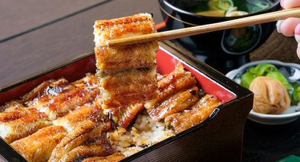 冬本番を迎えたおおい町と若狭町。長年地元の方に愛される、とっておきの冬の逸品。