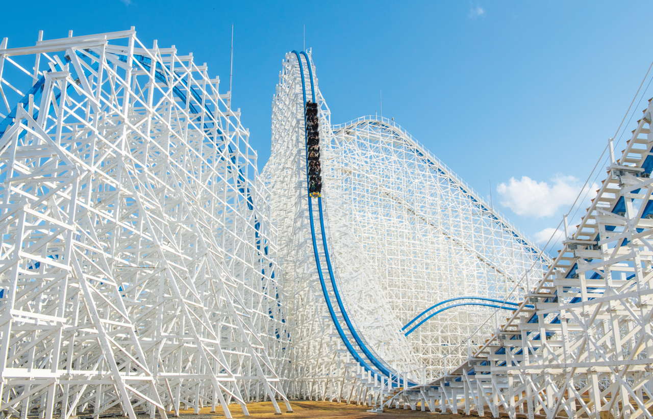 白鯨（ナガシマスパーランド）