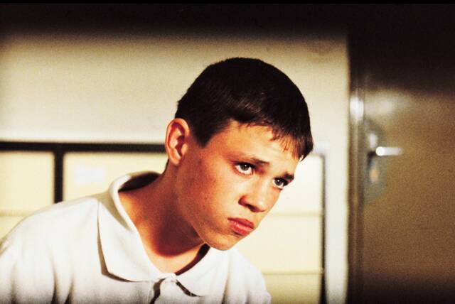 死んだ夫の愛人と妻が一触即発の心理戦を繰り広げる！名優イザベル