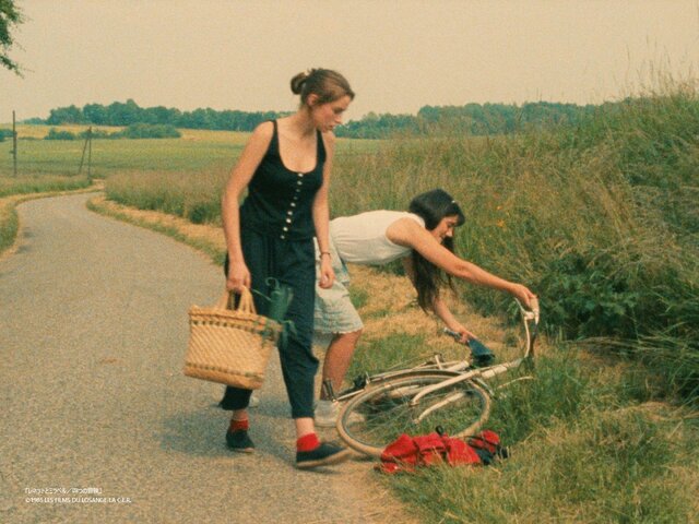 苅田梨都子 連載：WORD-ROBE file14「希望の光のような人と共に」 | ザ