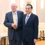 李克強総理、ポールソン元米財務長官と会見 意見相違のコントロール強調
