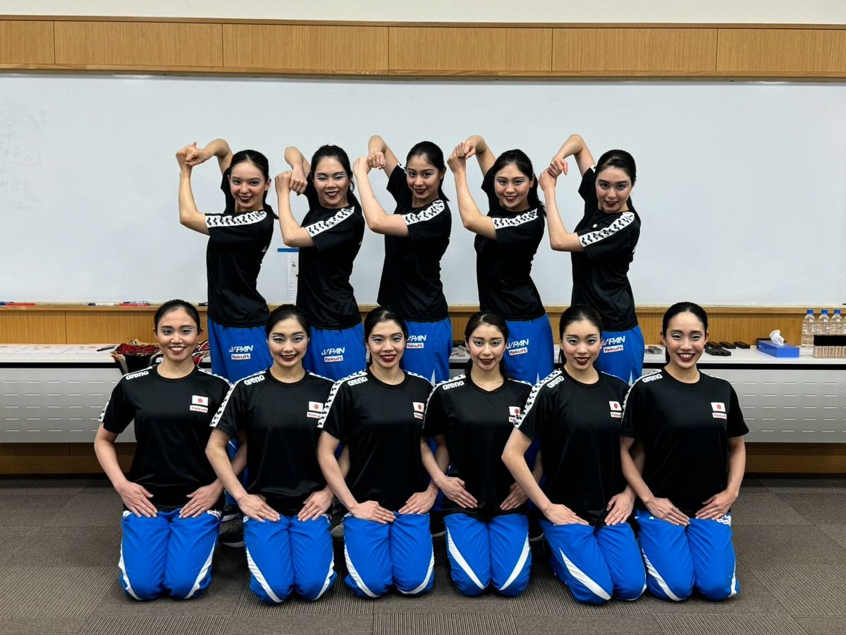 コーセー、アーティスティックスイミング 日本代表「マーメイドジャパン」の選手に2025年度メイク講習会を開催