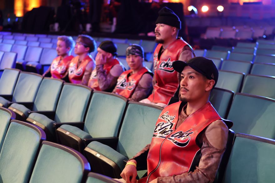 【第3弾】KOSÉ 8ROCKS「America's Got Talent」でのオフショットを公開！