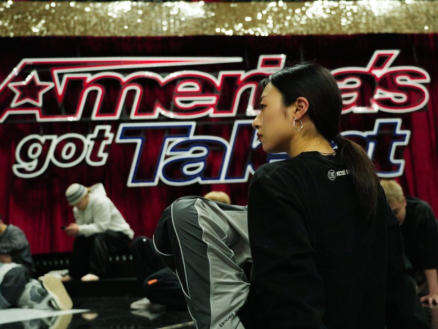 【第2弾】KOSÉ 8ROCKS「America's Got Talent」でのオフショットを公開！