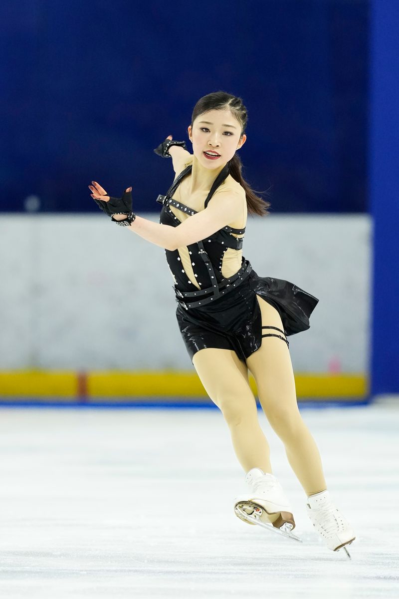 昨日よりも美しく。千葉百音が語る、氷上の表現と等身大の素顔