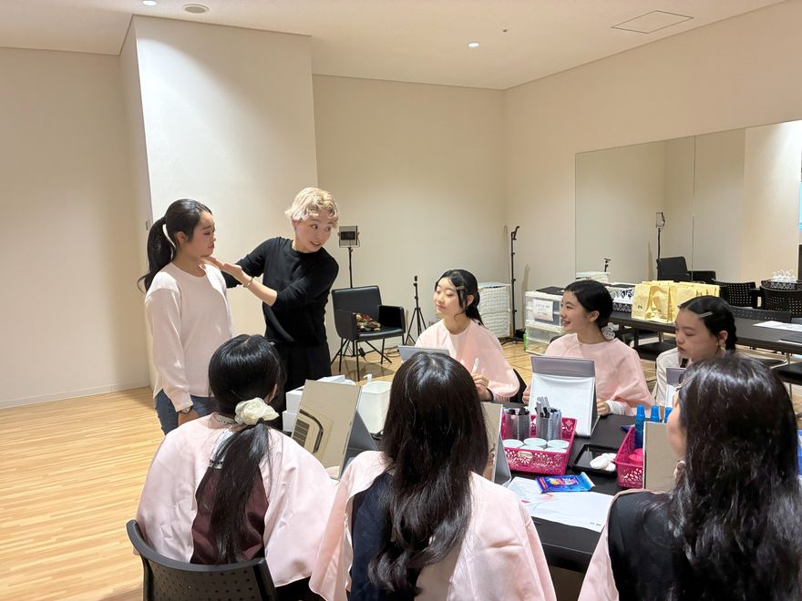 エスコンフィールド「ファイターズダンスアカデミー」でメイク講座を開催【前編：講座レポート】
