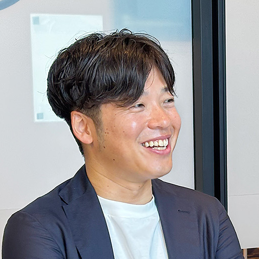 西浦智博 さん}