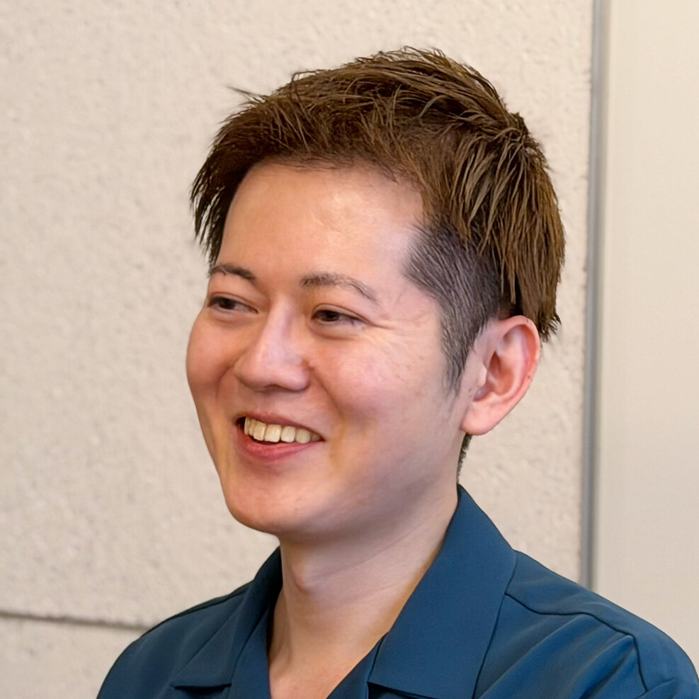 堀内 智弘さん}