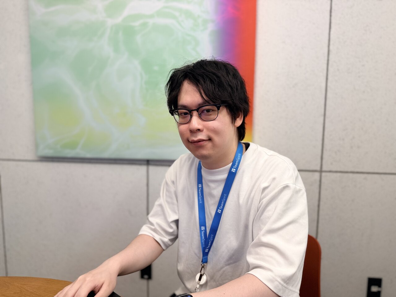2月入社の山田さん。エンタープライズ事業統括本部エンタープライズプリセールス部でプリセールスを担当