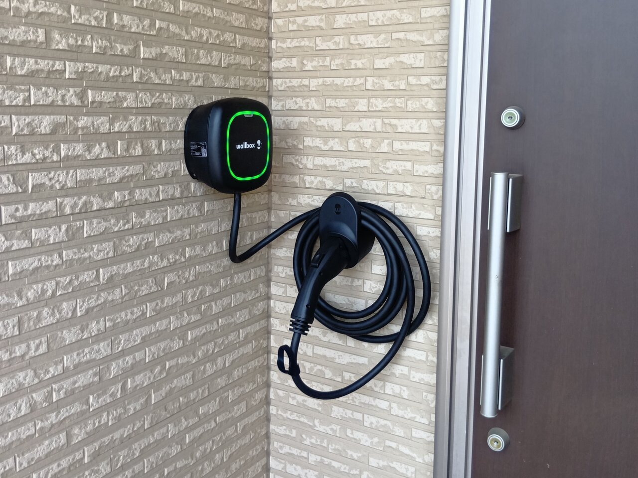 【Wallbox Pulsar Plus】神奈川県藤沢市 導入事例