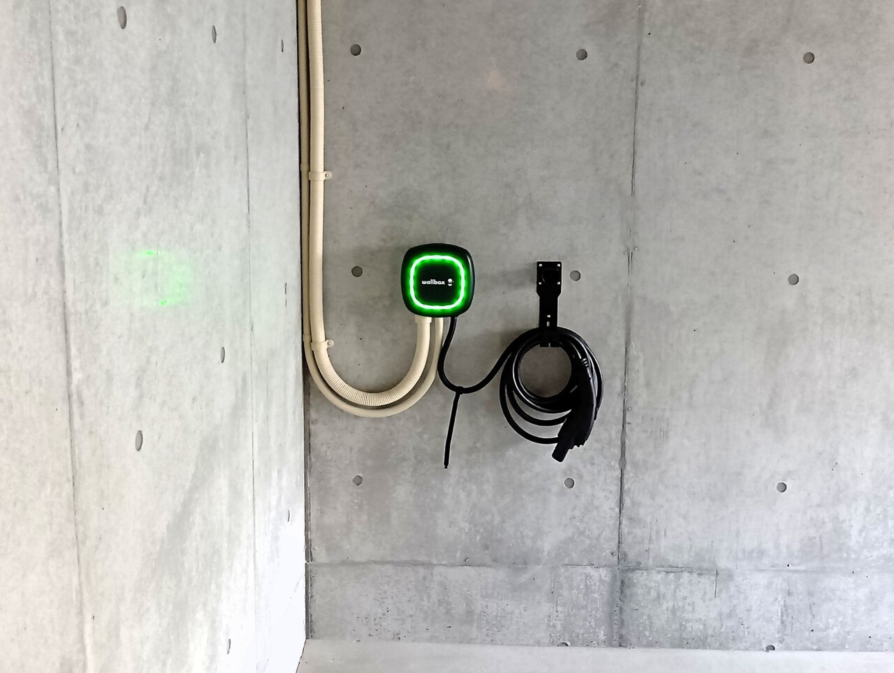 【Wallbox Pulsar Plus】神奈川県横浜市 導入事例