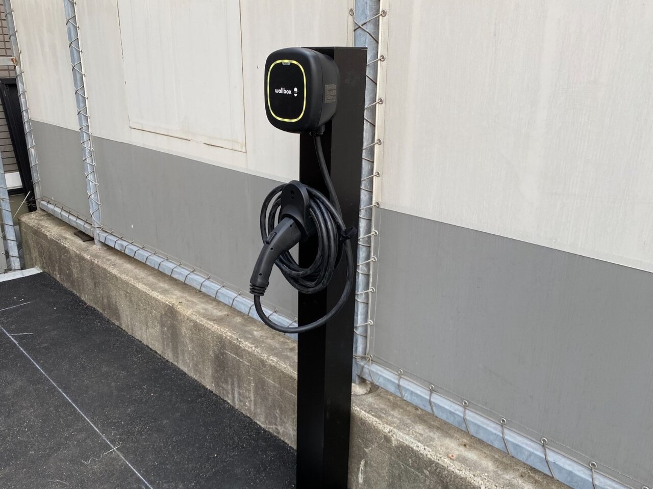 日産「アリア」に適した自宅用電気自動車(EV)充電器とは？｜EVエコホーム