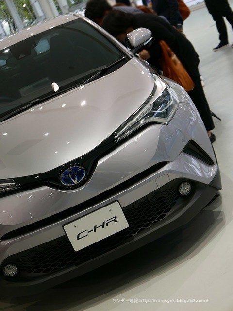 トヨタC-HR（CHR）のココがスゴイ！クラウンを超える装備とは 