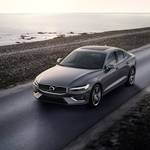 ボルボS60がモデルチェンジして登場しそうです!日本国内へは2019年はじめの予想も。新作のテールランプデザインが斬新?!