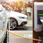 電気自動車のダークな面。バッテリーに使われるコバルトは、アフリカ・コンゴ民主共和国での違法採掘によって支えられている