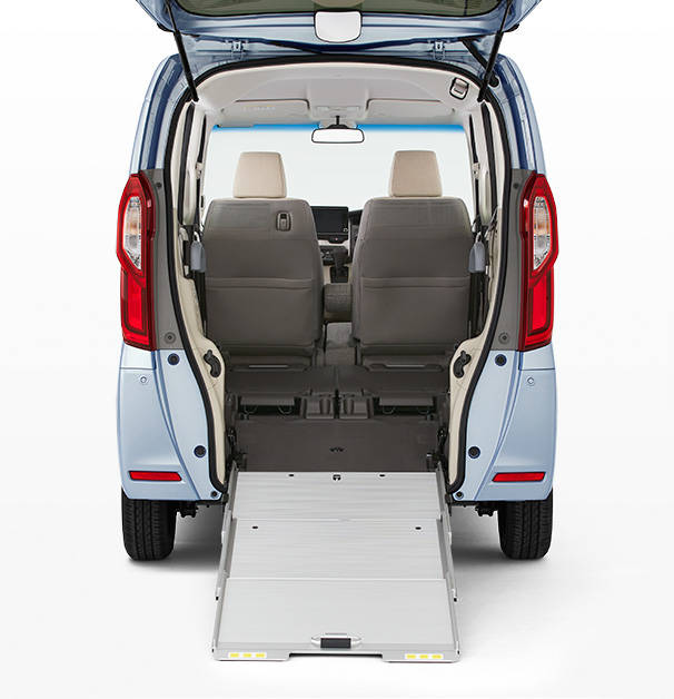 N Boxのスロープ仕様が4月19日に発売 通常のn Boxとどこが違う Chibica チビカ