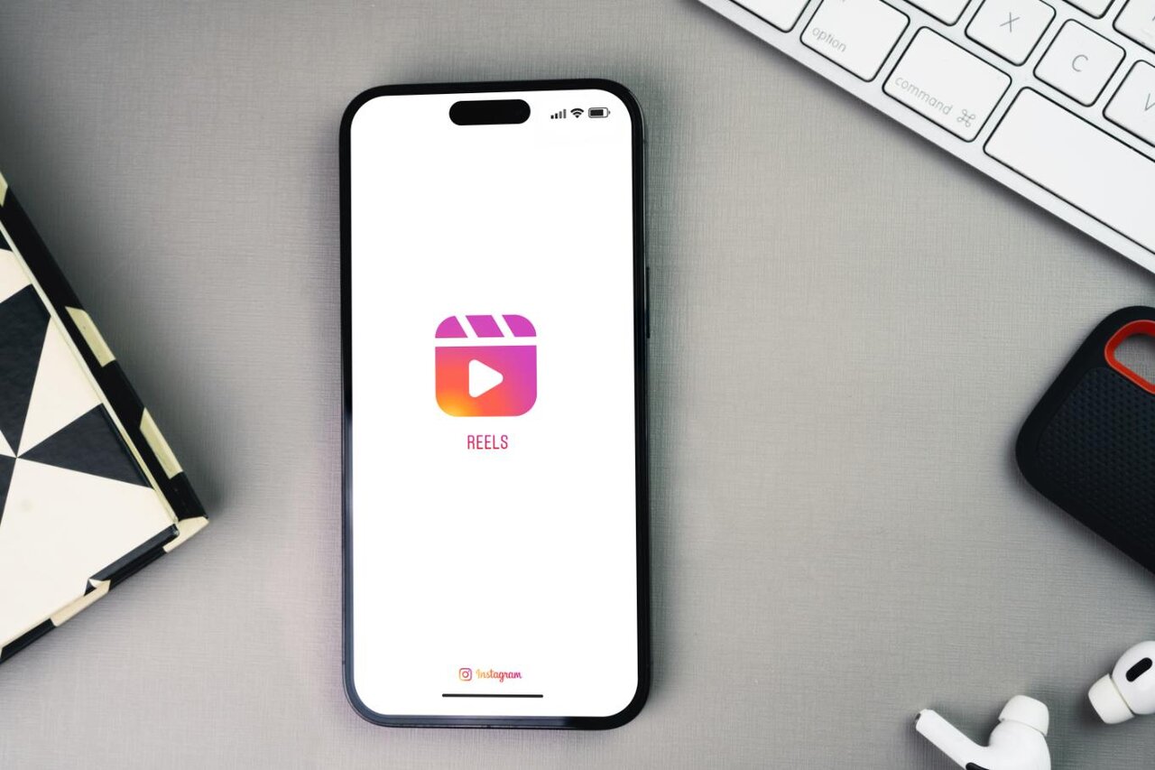 Instagramリールの削除方法とは？投稿後の編集・非表示との違いや注意点を解説