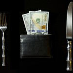 「お金が貯まる人の財布」たった3つのポイント|成功者のお財布拝見