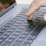 転職活動ではリーダーシップをアピール!! 自信をもって面接官に素質を伝えましょう!!
