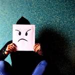 SNSの利用目的60%“楽しい情報を見るため”|現実は「嫉妬と承認欲求」で不幸感