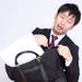 バックの持ち方1つで相手の印象は大きく変わる!! 新入社員は注意したいかばんの持ち方