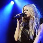 「病との闘いを音楽のパワーに変えた」アヴリル・ラヴィーン”5年ぶり”待望の最新曲を公開!