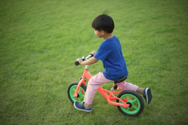 Xjdのバランスバイクの使用レポ ストライダーとの違いは 子育て情報まとめ マタイク