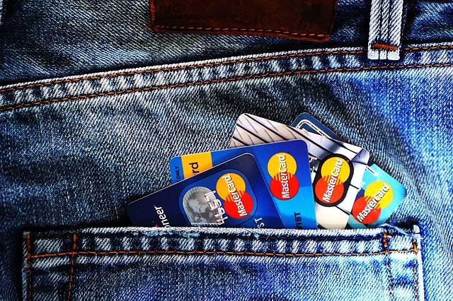 Free photo: Credit Card, Charge Card, Money - Free Image on Pixabay - 1583534 (692)