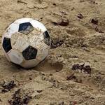 サッカーボールが白黒の理由とは?気になる色の疑問を解決