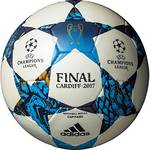 サッカーボールのおすすめ9選!選び方のポイントとは?
