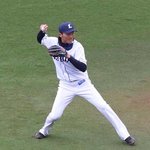 内野手のスローイングのフォームと手の動きとは?【野球上達ガイド】